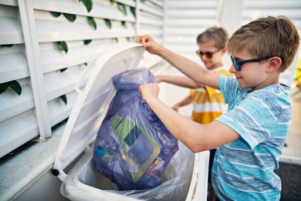 Best Junk Hauling Services  in Yorktown, IN
